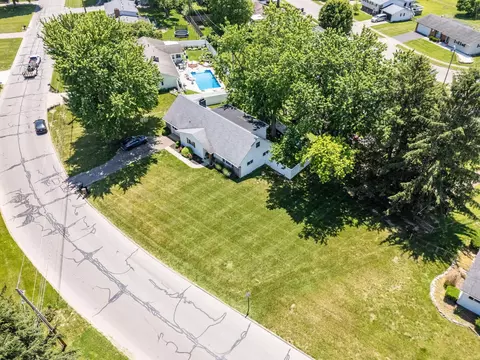 View/Area - 585 Edgewood Dr, Circleville, OH 43113 photo 8 of 8