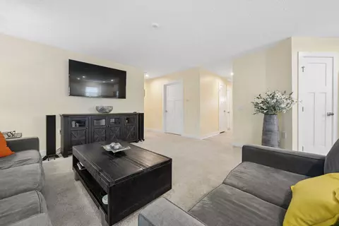 6558 Turning Stone Loop, Canal Winchester, OH 43110