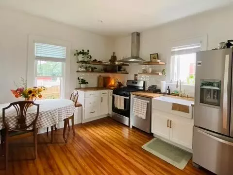 Kitchen - 1245 E Chestnut St, Lancaster, OH 43130 photo 1 of 2