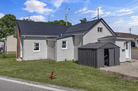 242 London Rd, West Jefferson, OH 43162