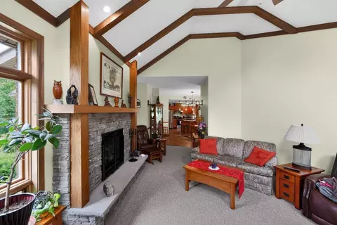 Living - 660 King Beach Dr, Howard, OH 43028 photo 1 of 4