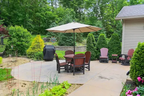 Exterior - 660 King Beach Dr, Howard, OH 43028 photo 2 of 10