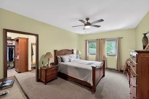 Bedroom - 660 King Beach Dr, Howard, OH 43028 photo 1 of 7