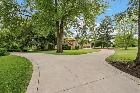 4528 Ravine Dr, Westerville, OH 43081