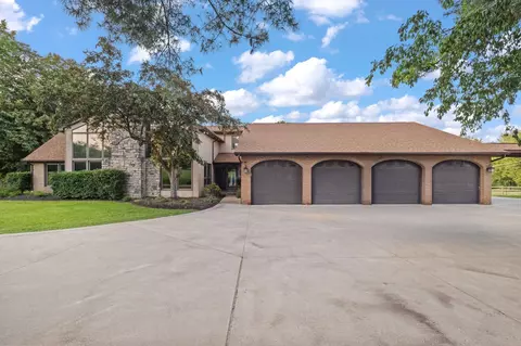 4528 Ravine Dr, Westerville, OH 43081