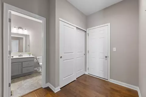 Entry Way - 3751 Sanctuary Loop, Hilliard, OH 43026 photo 3 of 3