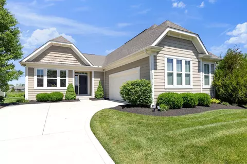 Exterior - 3751 Sanctuary Loop, Hilliard, OH 43026 photo 2 of 9