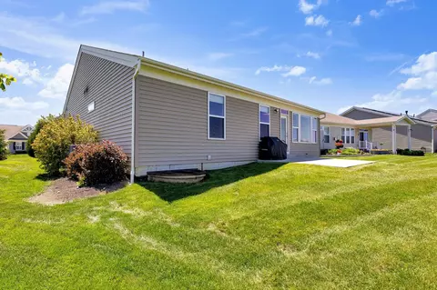 Exterior - 3751 Sanctuary Loop, Hilliard, OH 43026 photo 5 of 9