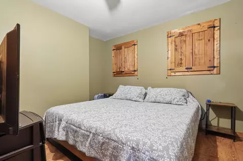 Bedroom - 412 S Washington St, Circleville, OH 43113 photo 1 of 6