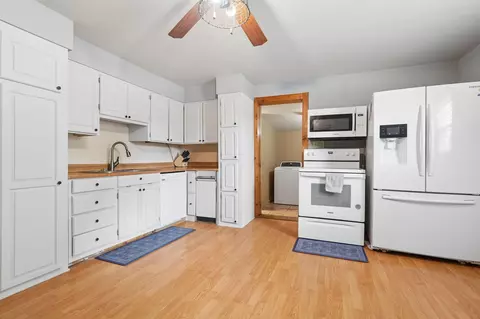 Kitchen - 412 S Washington St, Circleville, OH 43113 photo 2 of 2