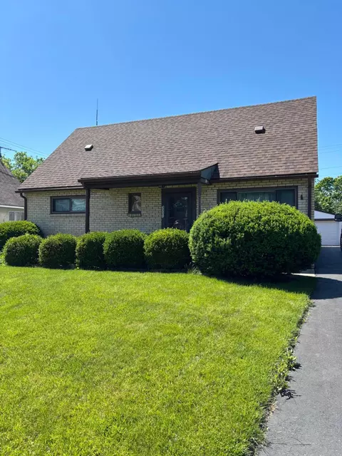 3321 Eakin Rd, Columbus, OH 43204