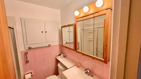 Bath - 3321 Eakin Rd, Columbus, OH 43204 photo 1 of 2