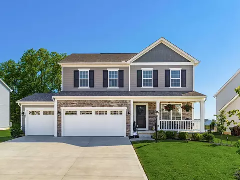 587 Courtright Dr E, Pickerington, OH 43147