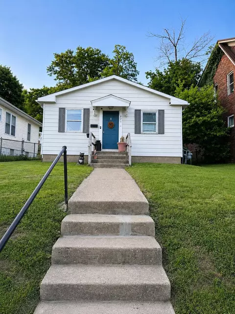 821 Ohio St, Zanesville, OH 43701