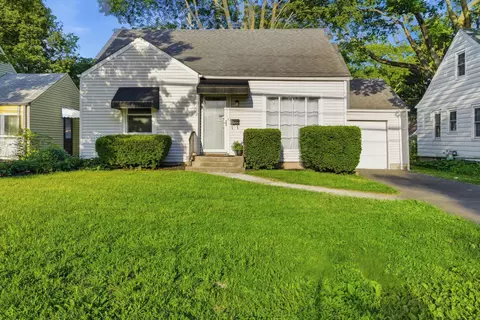 1772 Kenny Rd, Columbus, OH 43212