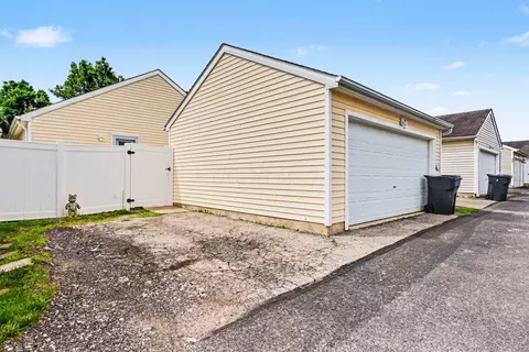 Exterior - 5258 Franklin St #82, Orient, OH 43146 photo 7 of 7