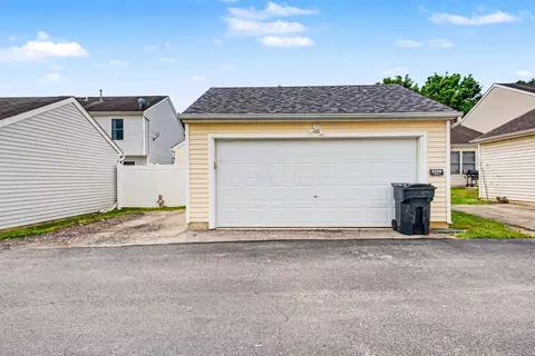 Exterior - 5258 Franklin St #82, Orient, OH 43146 photo 6 of 7