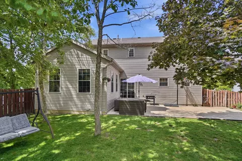 Exterior - 692 Crofton Loop, Delaware, OH 43015 photo 3 of 10
