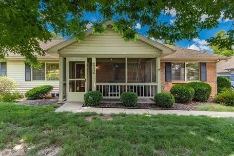 4088 Castel Dr, Groveport, OH 43125