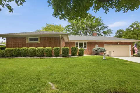 236 Drakewood Rd, Westerville, OH 43081