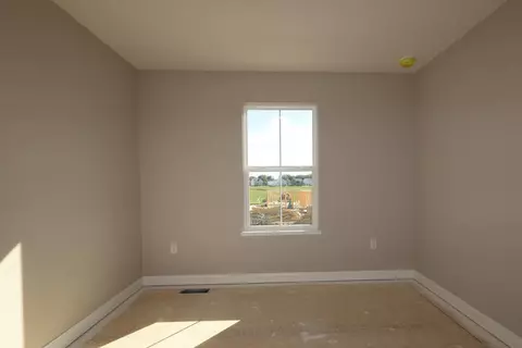 Bedroom - 1473 Pieper Ln, Delaware, OH 43015 photo 1 of 3