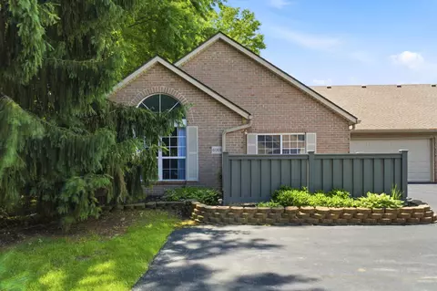 6069 Blendon Chase Dr #17, Westerville, OH 43081