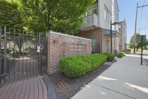 44 W Deshler Ave, Columbus, OH 43206