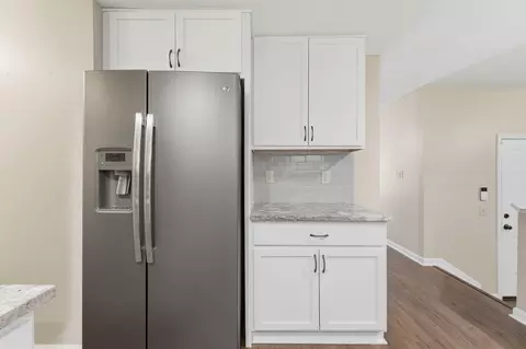 Kitchen - 8715 Ripton Dr, Powell, OH 43065 photo 3 of 4