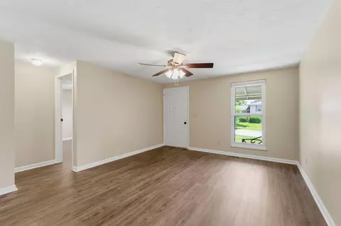 Living - 8715 Ripton Dr, Powell, OH 43065 photo 3 of 6