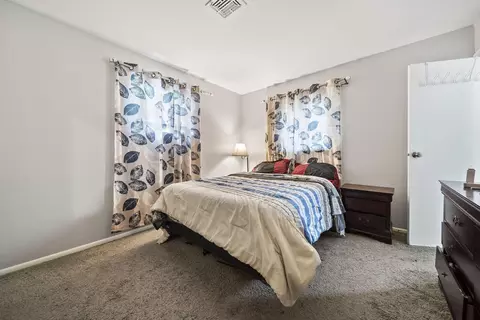 Bedroom - 4034 E Mound St, Columbus, OH 43227 photo 1 of 6