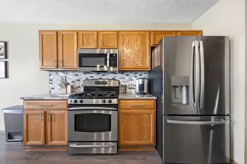 Kitchen - 6120 Nasby Dr, Galloway, OH 43119 photo 5 of 5
