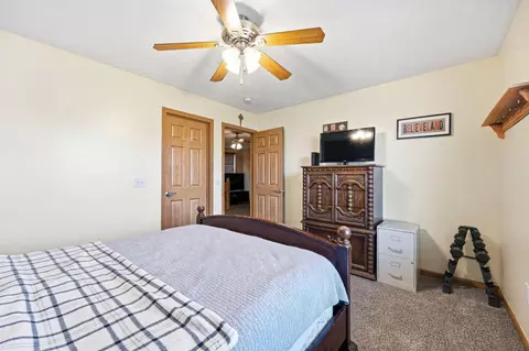 Bedroom - 6120 Nasby Dr, Galloway, OH 43119 photo 7 of 8