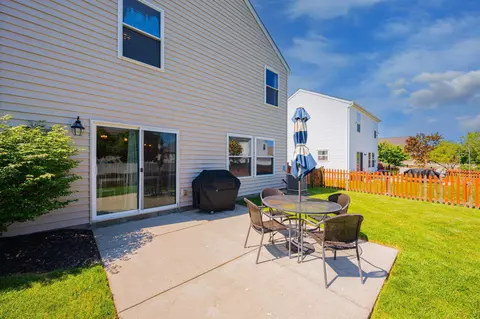 Exterior - 6120 Nasby Dr, Galloway, OH 43119 photo 3 of 9
