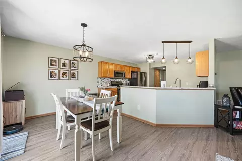 Dining - 6120 Nasby Dr, Galloway, OH 43119 photo 1 of 3