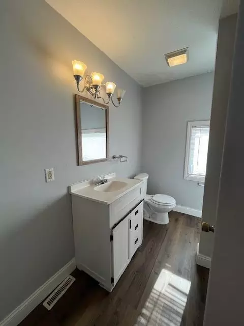 Bath - 494 E Main St, Newark, OH 43055 photo 2 of 2