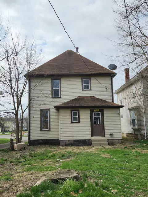 Exterior - 494 E Main St, Newark, OH 43055 photo 3 of 5