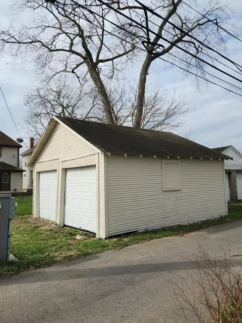 Exterior - 494 E Main St, Newark, OH 43055 photo 5 of 5