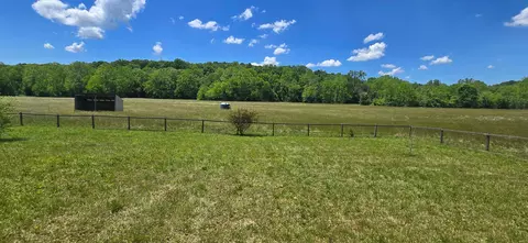 7455 Old Grade Rd, Chesterhill, OH 43728