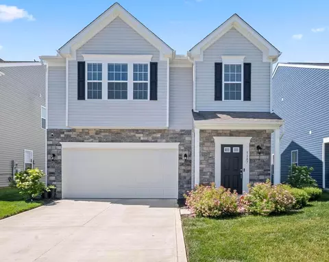 5387 Shannon Square Dr, Canal Winchester, OH 43110