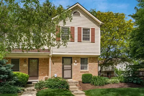 493 Foxtrail Cir E, Westerville, OH 43081
