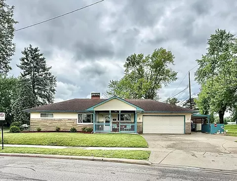 3259 Angela Dr, Grove City, OH 43123