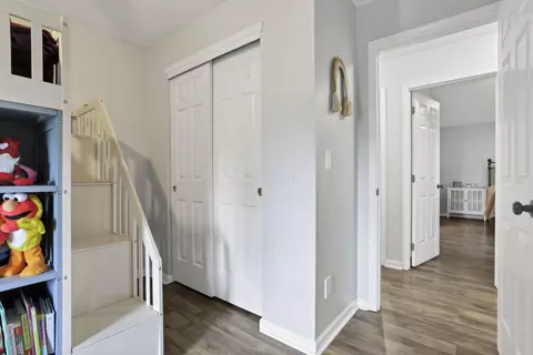 Entry Way - 1624 E Turkey Run Dr, Newark, OH 43055 photo 1 of 1