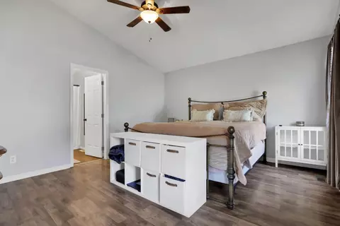 Bedroom - 1624 E Turkey Run Dr, Newark, OH 43055 photo 1 of 5
