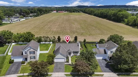 View/Area - 1624 E Turkey Run Dr, Newark, OH 43055 photo 1 of 4