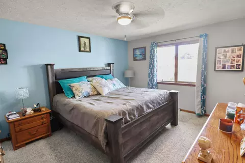 Bedroom - 437 Garden Pl, Marion, OH 43302 photo 2 of 2