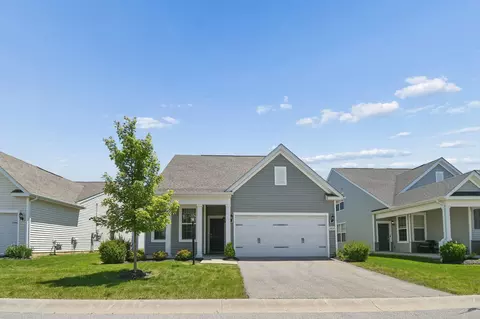 6012 Lawthorn Dr #18, Westerville, OH 43081