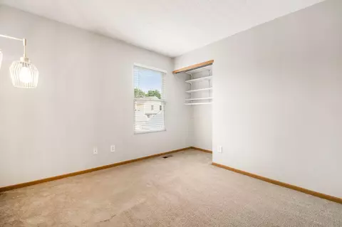 Bedroom - 9181 Constitution Ave, Orient, OH 43146 photo 5 of 9