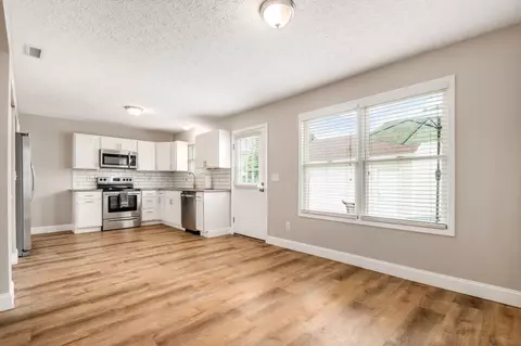 Living - 9181 Constitution Ave, Orient, OH 43146 photo 6 of 7
