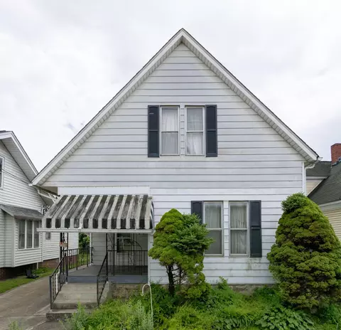 655 W Main St, Newark, OH 43055