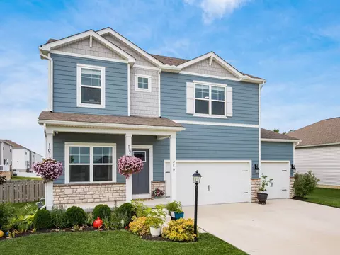 286 Aaron Dr, Delaware, OH 43015